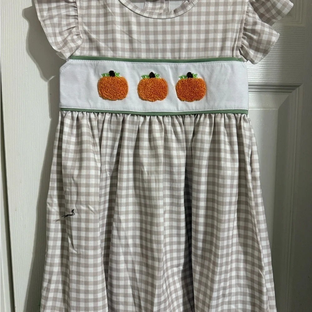New Boutique Pumpkins Shorts Set